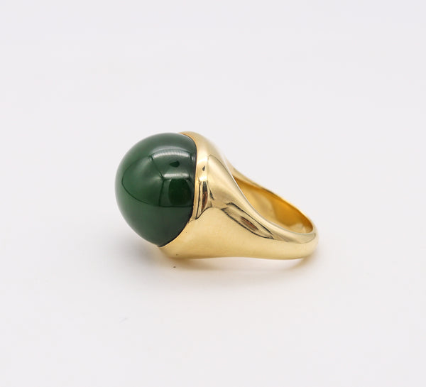 *Tiffany & Co. Elsa Peretti Sculptural Cocktail Ring in 18kt With 27.57 Cts Nephrite Jade