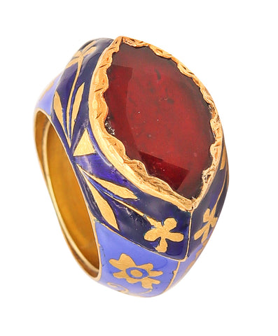 *Victorian Antique enameled ring in 18 kt gold with 6.57 Cts Ruby