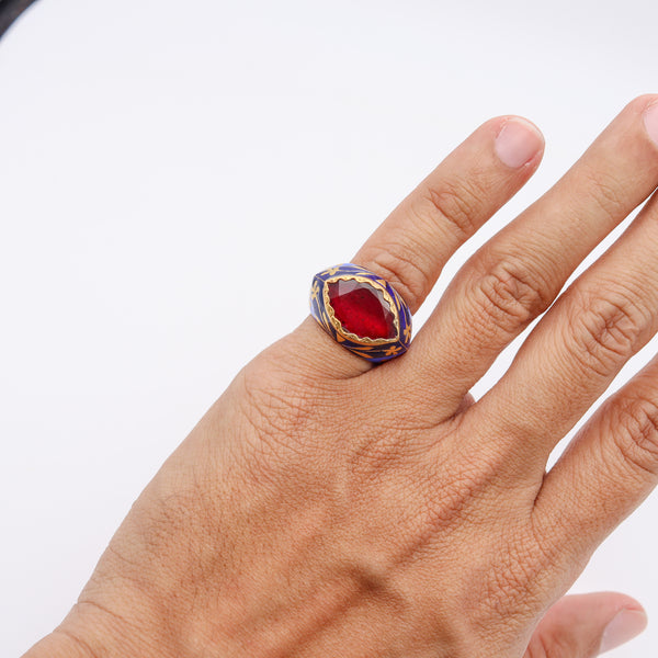 *Victorian Antique enameled ring in 18 kt gold with 6.57 Cts Ruby