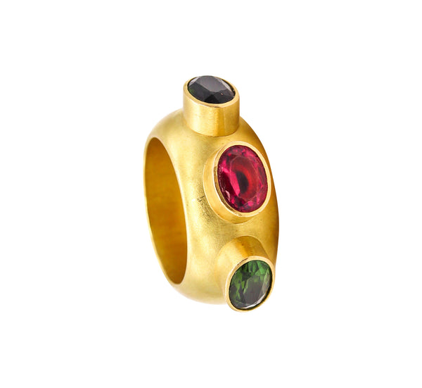 *Modern designer cocktail Ring in 18 kt Yellow Gold with 5.87 Cts in Tourmalines