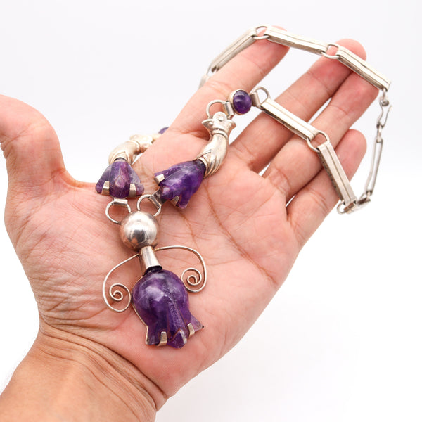 -Mexican 1945 Taxco Studio Drop Necklace In .925 Sterling Silver With Carved Amethyst