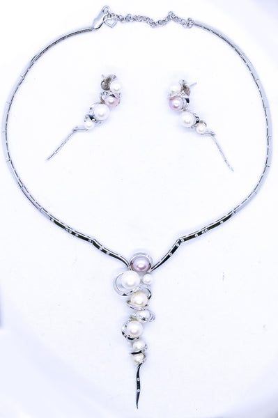 DENOIR 18 KT NECKLACE AND EARRINGS SET WITH PEARLS & DIAMONDS