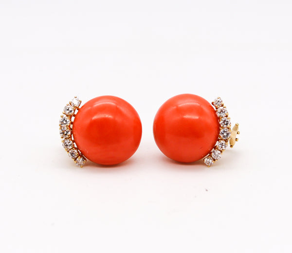 Modernist 1970 Clip Earrings In 18Kt Yellow Gold With 37.88 Cts In Diamonds And Coral