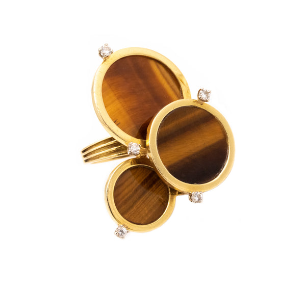 FRENCH 1970 MODERNIST GEOMETRIC RING IN 18 KT GOLD WITH DIAMONDS & TIGER EYE