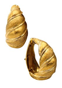 Gübelin 1960 Swiss Hoops Earrings In Textured 18Kt Yellow Gold