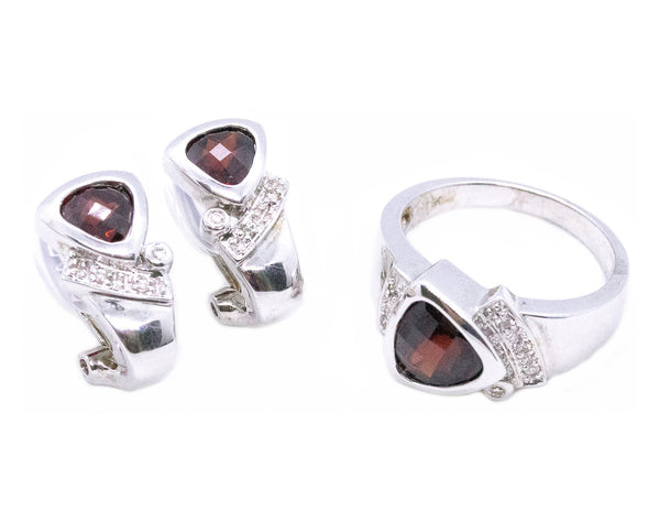 RING & EARRING 14 KT SET WITH 3.88 Cts GARNET AND DIAMONDS