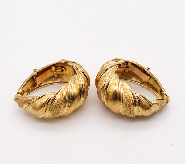 Gübelin 1960 Swiss Hoops Earrings In Textured 18Kt Yellow Gold