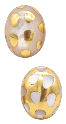 TIFFANY & CO. 1970'S ANGELA CUMMINGS 18 KT POLKA DOTS EARRINGS WITH WHITE NACRE