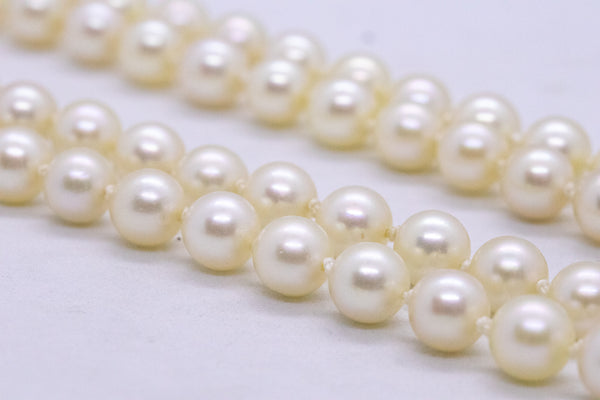 AKOYA DOUBLE STRAND OF PEARL 18 KT VINTAGE NECKLACE