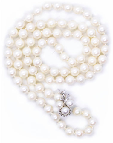 AKOYA JAPANESE PEARLS 18 KT NECKLACE