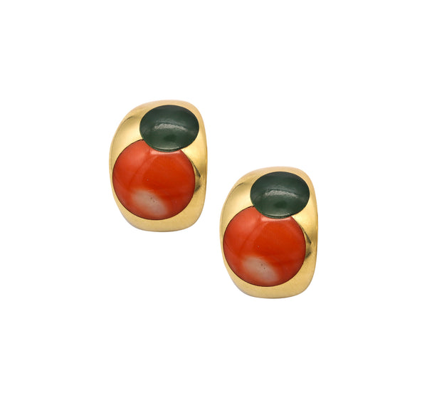 *Italian 1970 Geometric Clip Earrings in 18 Kt Yellow Gold With Coral & Jadeite Jade