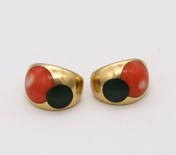 *Italian 1970 Geometric Clip Earrings in 18 Kt Yellow Gold With Coral & Jadeite Jade