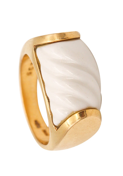 *Bvlgari Roma Tronchetto Ring in 18 kt Yellow Gold With White Ceramic