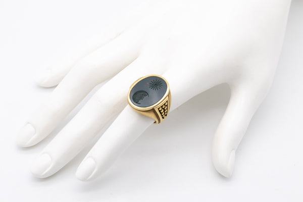 KIESELSTEIN CORD 18 KT GOLD COCKTAIL SIGNET RING WITH BLOODSTONE INTAGLIO
