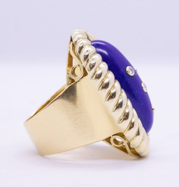 Mid Century Cocktail Ring In 18 Kt Gold With 14.42 Cts Lapis Lazuli And Diamonds