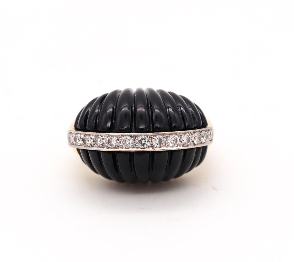 *H. Stern 1960 Mid Century Dome Ring in 18 Kt Gold with 35.4 Cts in Di ...