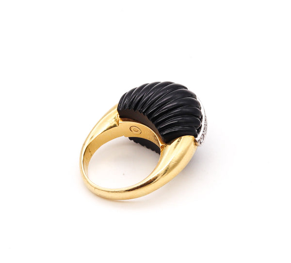 *H. Stern 1960 Mid Century Dome Ring in 18 Kt Gold with 35.4 Cts in Diamonds & Onyx