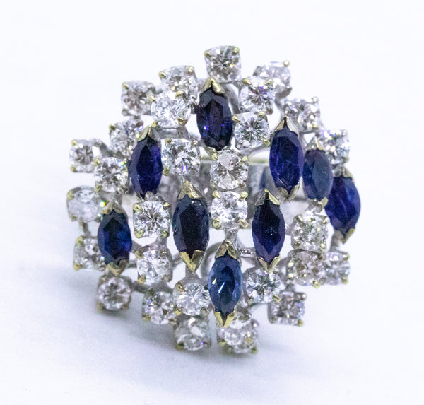 DAY & NIGHT 18 KT RING WITH 5.52 Ctw DIAMONDS AND SAPPHIRES