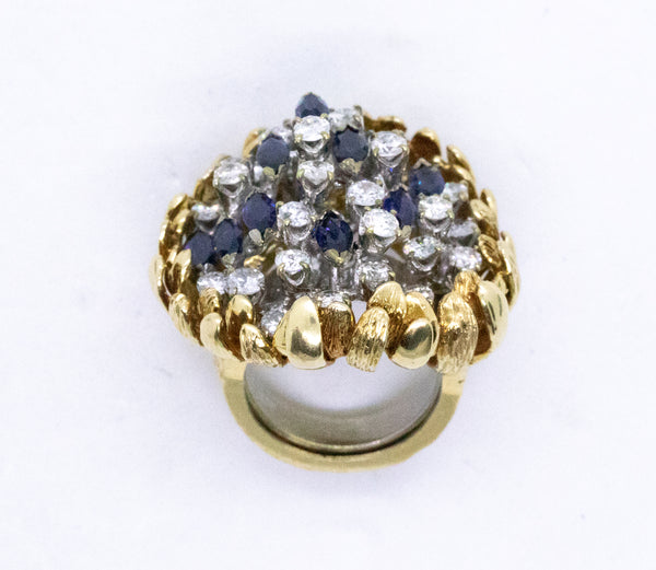 DAY & NIGHT 18 KT RING WITH 5.52 Ctw DIAMONDS AND SAPPHIRES