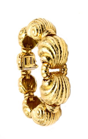 *David Webb 1970 New York massive bombe bracelet in 18 Kt of textured yellow gold