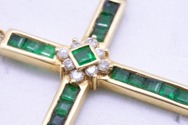 CROSS IN 18 KT GOLD WITH 1.52 CT EMERALDS AND DIAMONDS