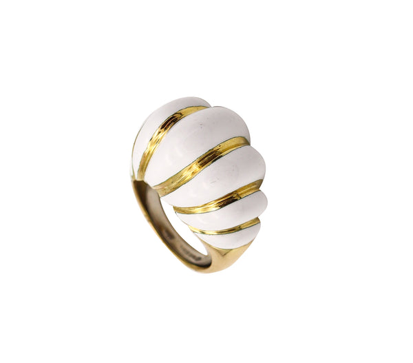 David Webb 1970 Vintage Fluted Cocktail Ring In 18Kt Yellow Gold With White Enamel