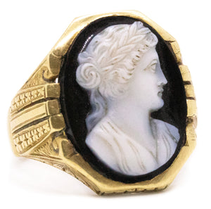 ART DECO 14 KT GOLD CAMEO RING FROM 1930