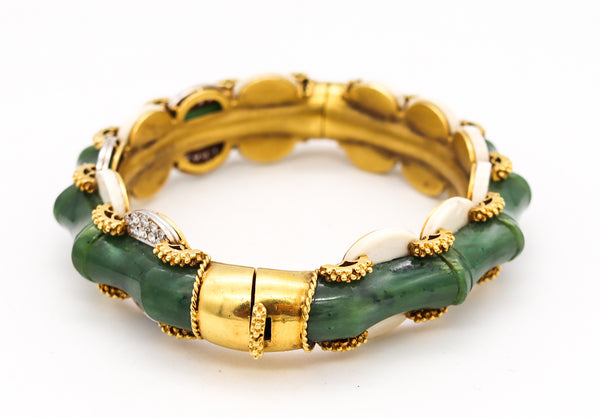 *H Stern 1950 Brazil Very Rare Bracelet in 18kt gold with 1.62 Cts Diamonds & Nephrite Jade