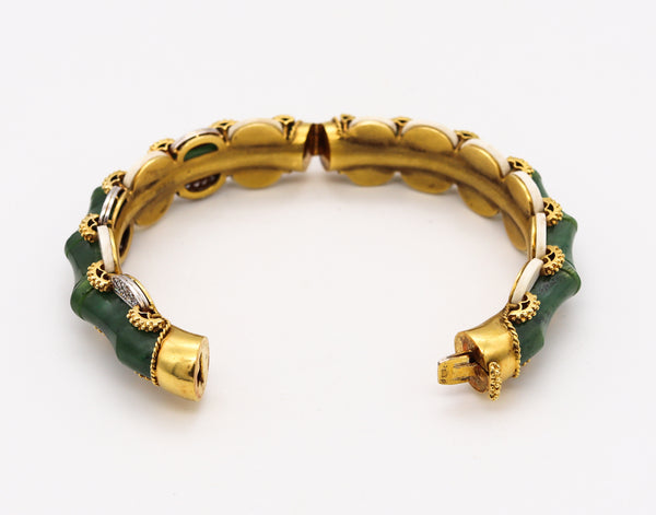 *H Stern 1950 Brazil Very Rare Bracelet in 18kt gold with 1.62 Cts Diamonds & Nephrite Jade