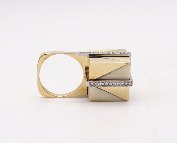 Puig Doria 1970 Geometric Sculptural Ring In 18Kt Gold With Cubic Carving And Diamonds