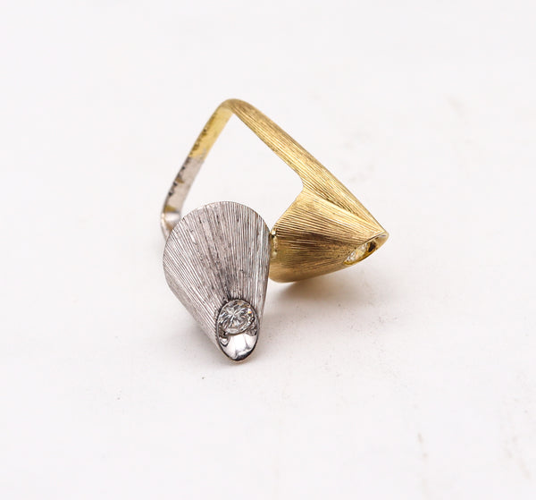 Bruno Guidi 1970 Brazil Toi Et Moi Sculptural Ring In 18Kt Gold With Diamonds