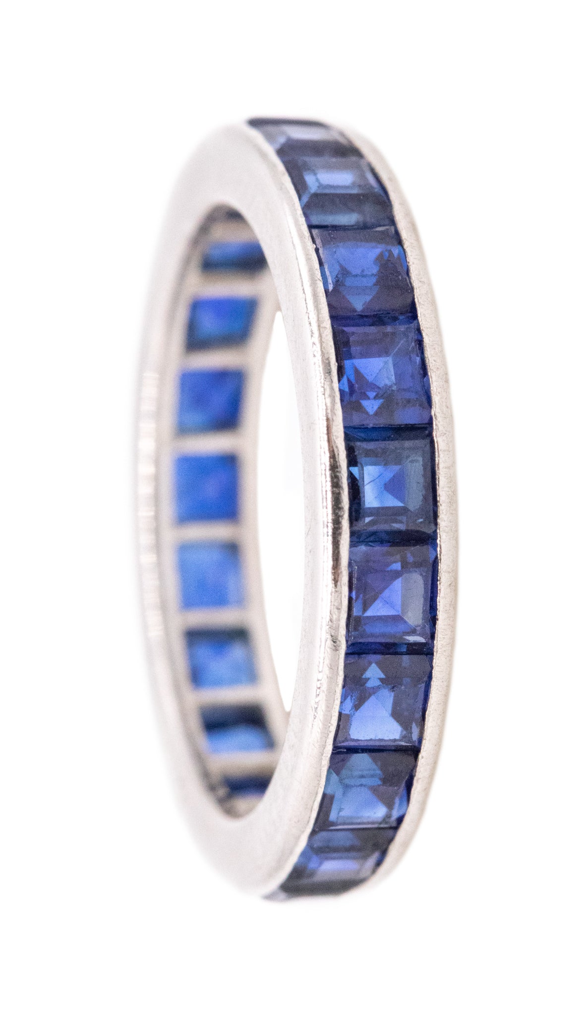 *Cartier 1950 Paris Eternity band ring in platinum with 2.55 Cts in blue sapphires