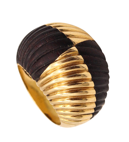 Van Cleef And Arpels 1970 Paris Bombe Wood Cocktail Ring In 18Kt Yellow Gold