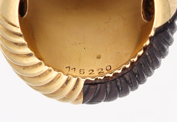 Van Cleef And Arpels 1970 Paris Bombe Wood Cocktail Ring In 18Kt Yellow Gold