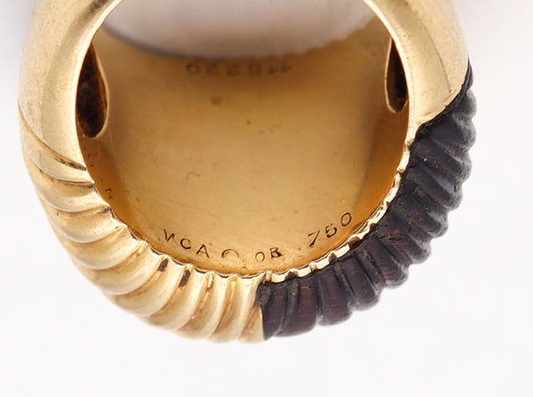 Van Cleef And Arpels 1970 Paris Bombe Wood Cocktail Ring In 18Kt Yellow Gold