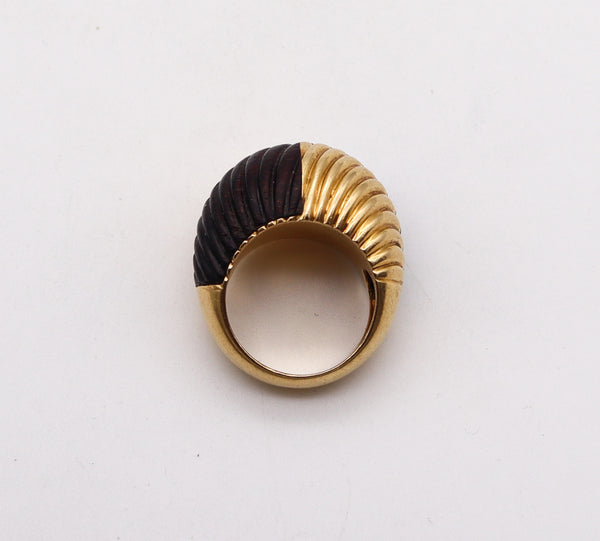 Van Cleef And Arpels 1970 Paris Bombe Wood Cocktail Ring In 18Kt Yellow Gold