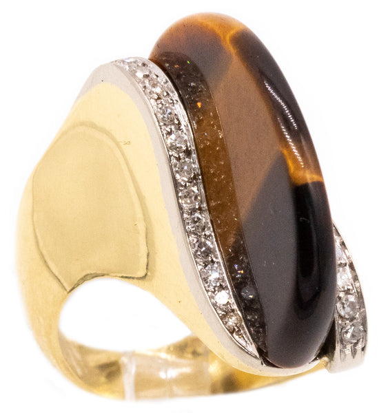 *KAN sculptural retro 1970's wavy ring in 18 kt gold with diamonds & tiger-eye quartz