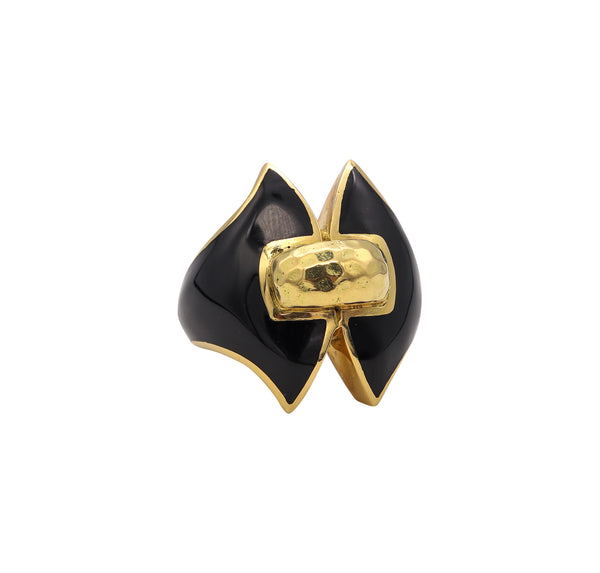 David Webb 1970 Vintage Cocktail Ring In 18 Kt Yellow Gold With Black Enamel