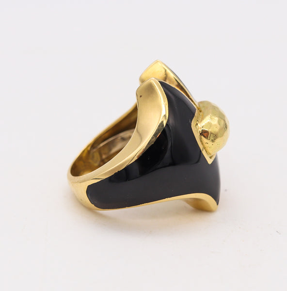 David Webb 1970 Vintage Cocktail Ring In 18 Kt Yellow Gold With Black Enamel