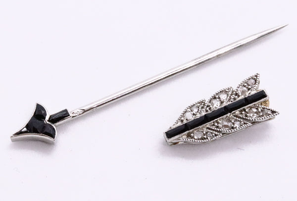 CARTIER PLATINUM 1920 DIAMONDS & ONYX ARROW JABOT PIN