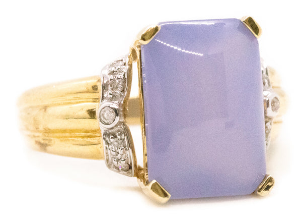 CHALCEDONY AND DIAMONDS 14 KT YELLOW GOLD RING