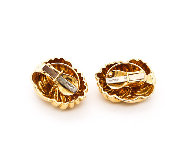 David Webb Great Textured Clip-On Earrings In Textured Solid 18Kt Yellow Gold