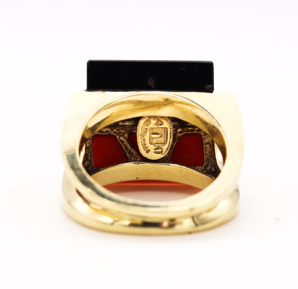 La Triomphe Geometric Cocktail Ring In 18Kt Gold With Diamonds Coral Onyx