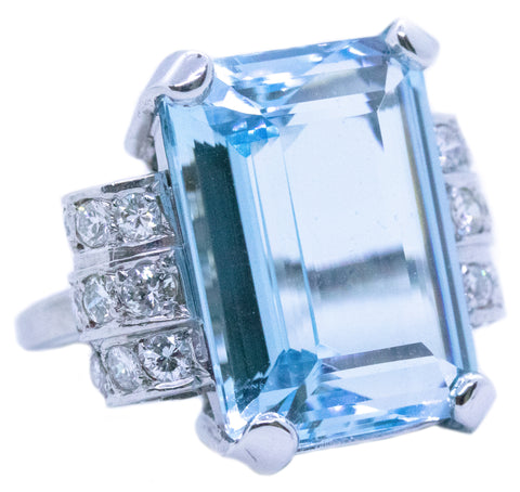 ART DECO PLATINUM 1930 RING WITH 17.40 Cts IN DIAMONDS & AQUAMARINE