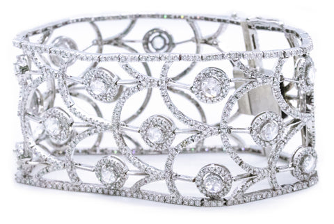 STUNNING 18 KT  BRACELET WITH 14.81 CARATS OF ROSE CUT DIAMONDS