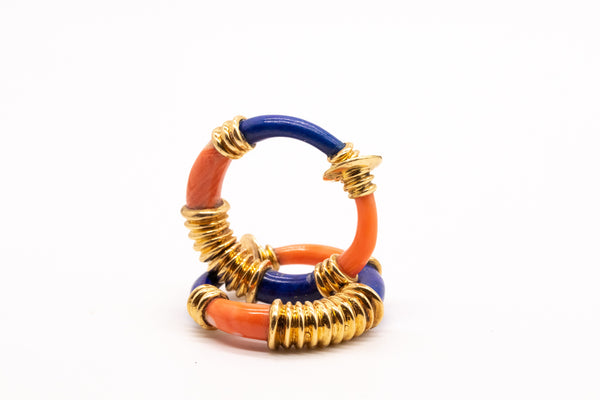 FRANCE 1970 PARIS 18 KT YELLOW GOLD HOOPS EARRINGS WITH CORAL & LAPIS LAZULI