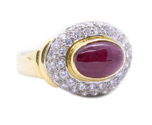 CLASSICAL 18 KT RING WITH 3.25 Cts DIAMONDS & BURMESE RED RUBY