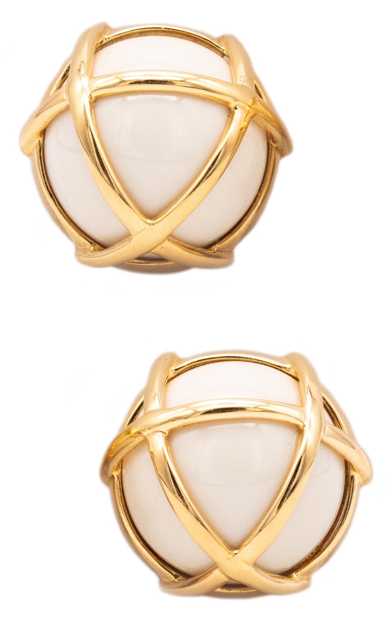 VERDURA 18 KT YELLOW GOLD EARCLIPS WITH CAGED CULLODEN WHITE AGATE