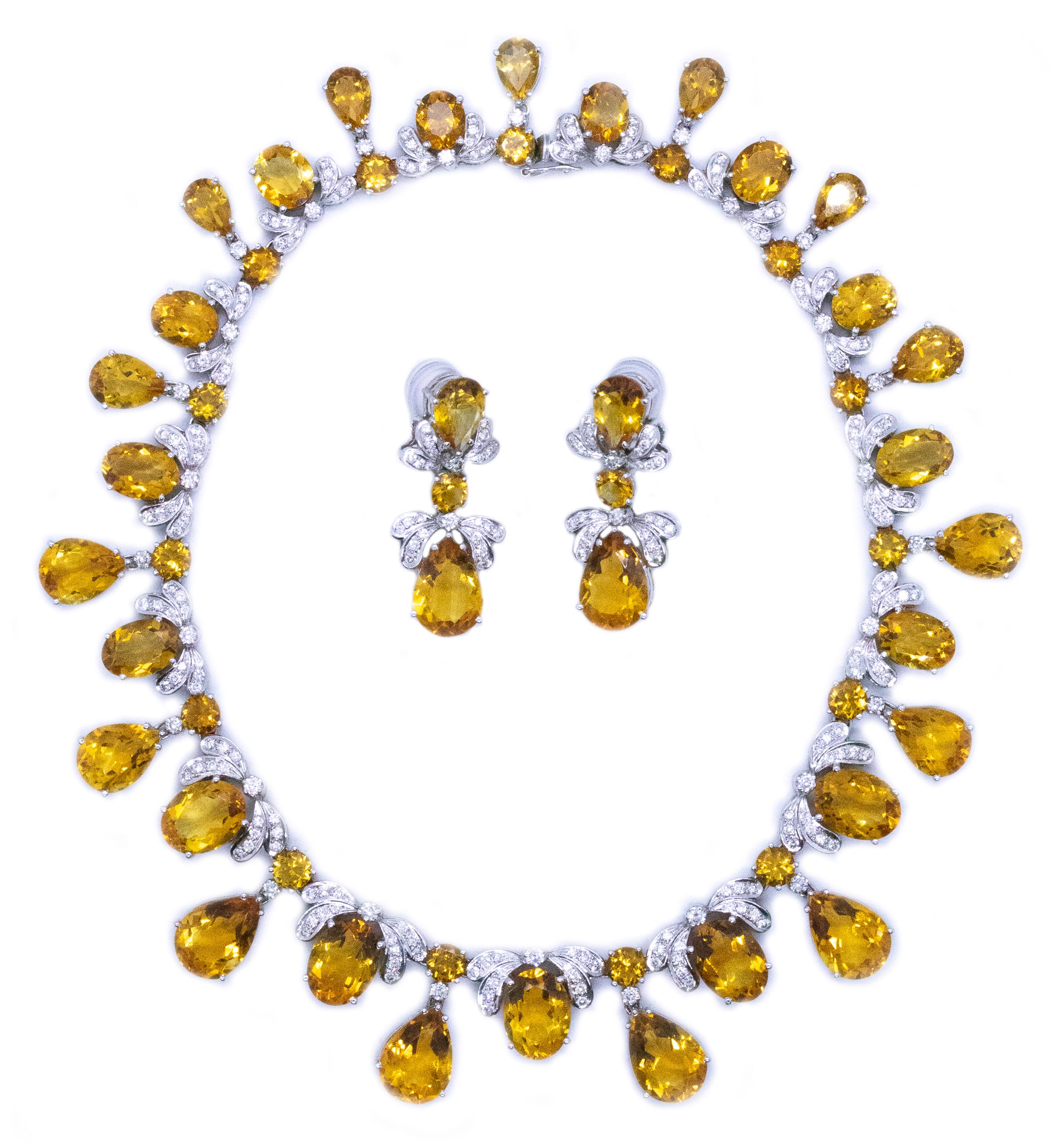 NECKLACE AND EARRINGS 18 KT SUITE WITH 308.16 Cts OF DIAMONDS & ORANGE CITRINE