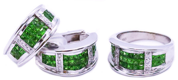 EARRINGS & RING 18 KT SET WITH 4.41 Cts OF TSAVORITE GARNET AND DIAMONDS